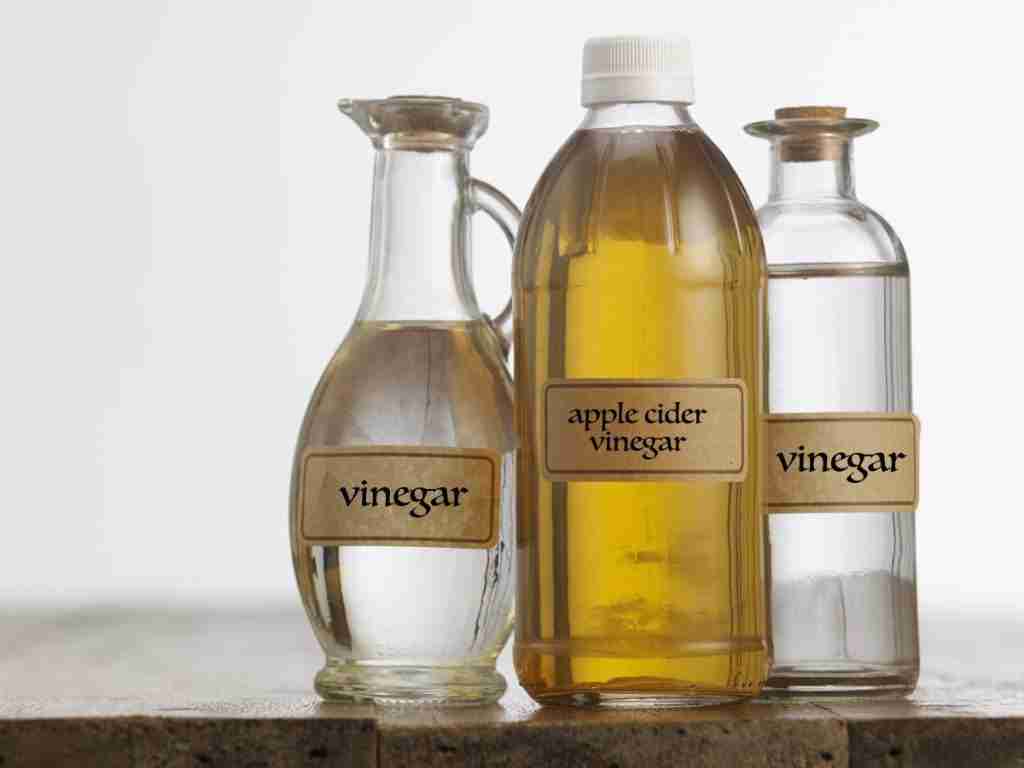 difference between apple cider vinegar and white vinegar