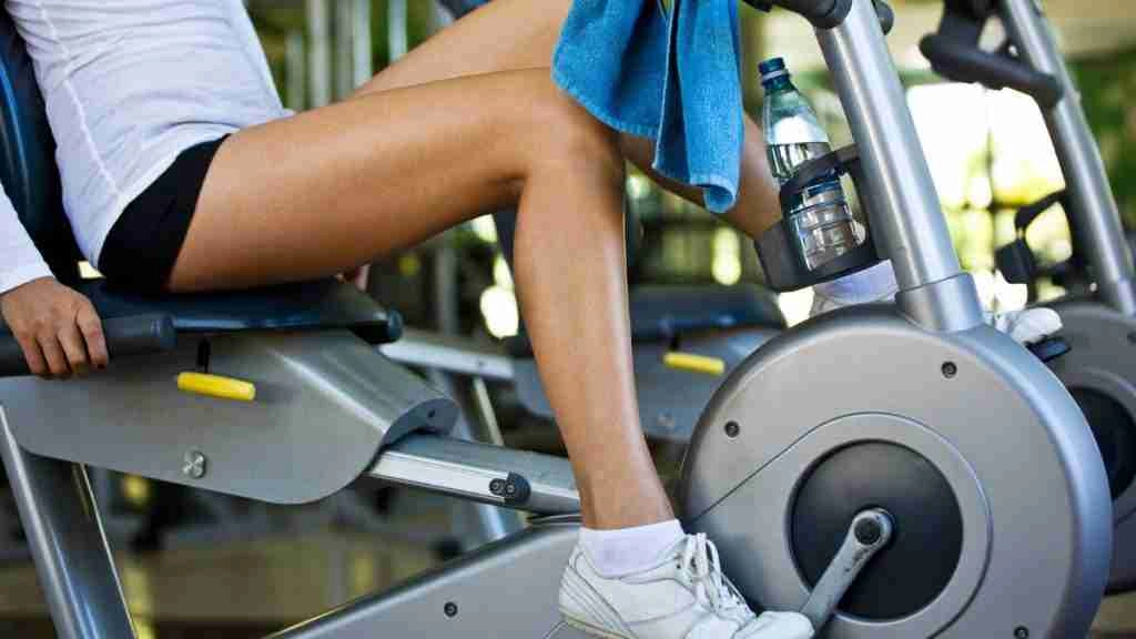 Benefits of Exercise Bike Versus Treadmill