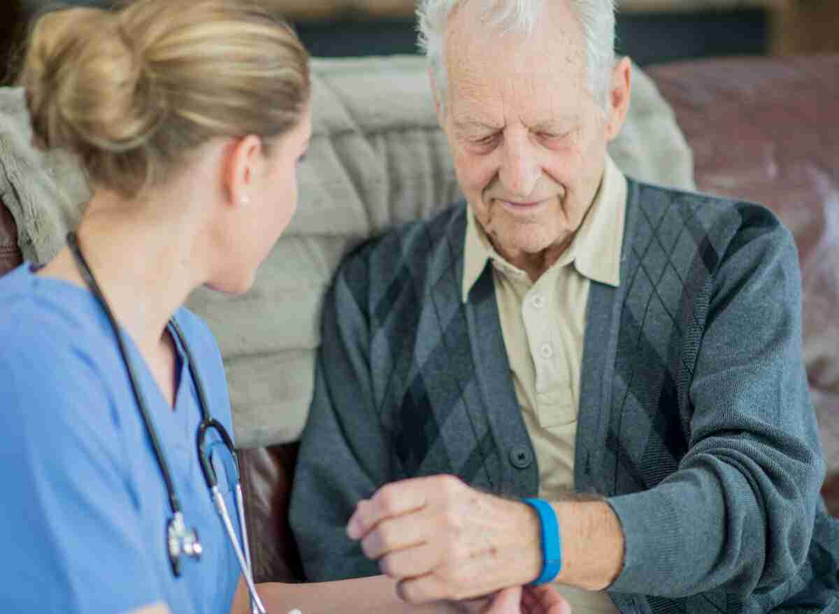 Are Fitness Trackers Safe To Wear? (Let’s Find Out!) Altinify