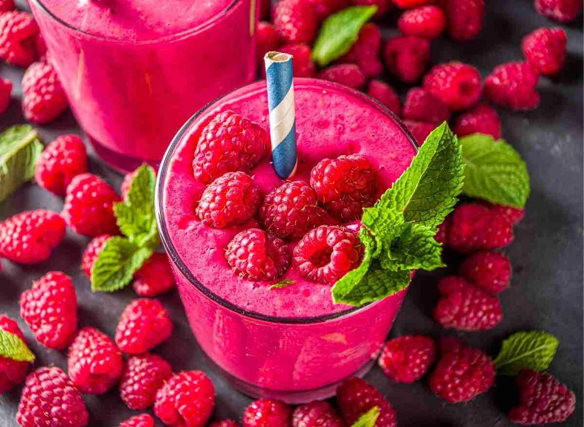 Is It Healthy To Have A Fruit Smoothie Everyday? (Find Out Here!) | Altinify