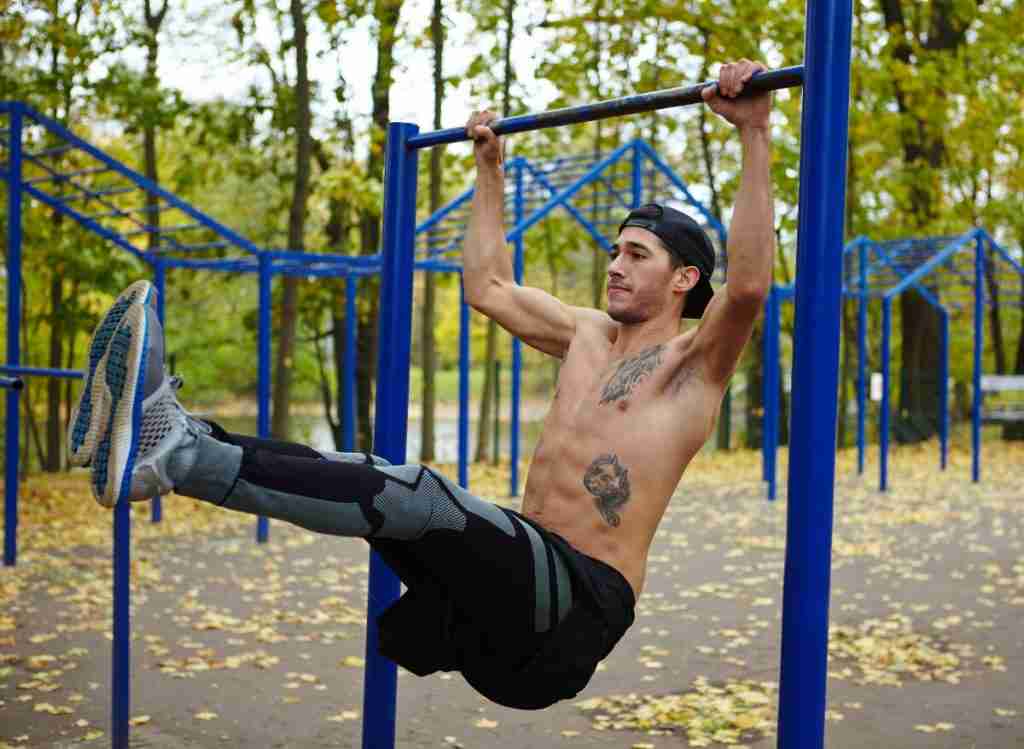 Mixed grip pull ups