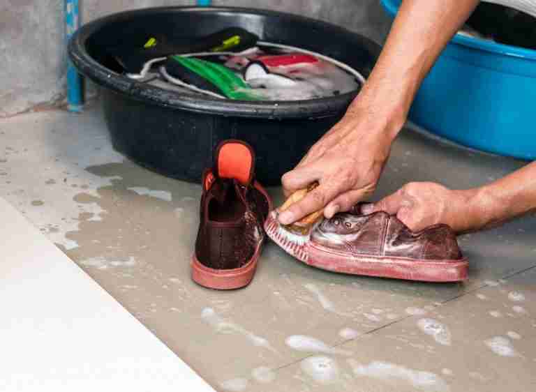 Will Washing Shoes Kill Athlete's Foot (Let’s Find Out!) Altinify